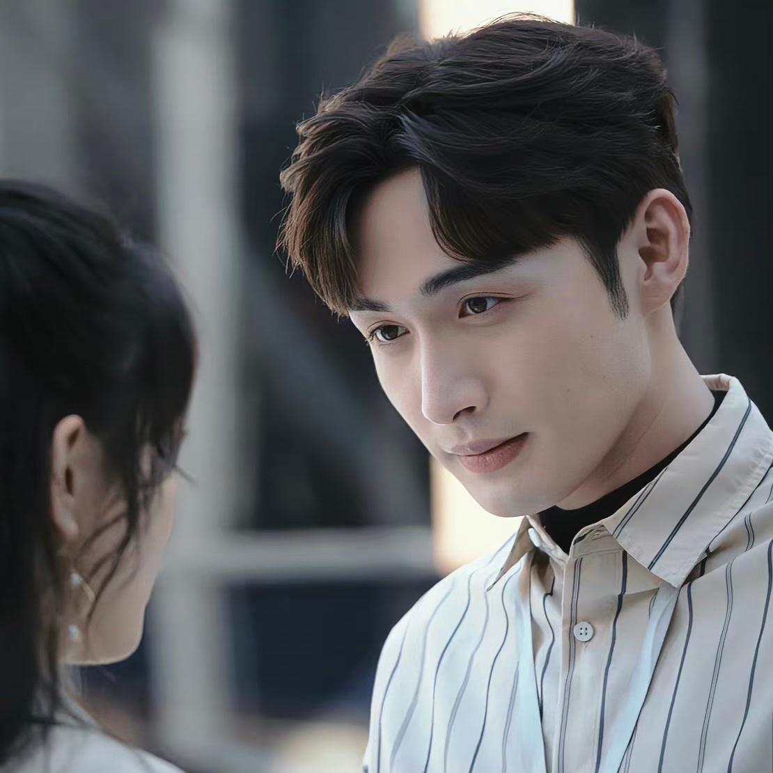 #张彬彬算现偶遗珠吗# 张彬彬现代偶像剧成功俘获我的心，以张彬彬现在的实力算不上