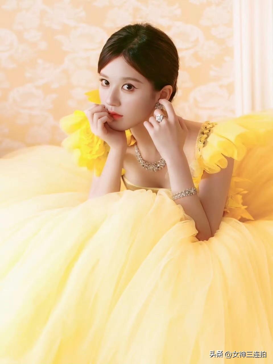梦幻黄色公主裙，优雅气质满分！👑✨