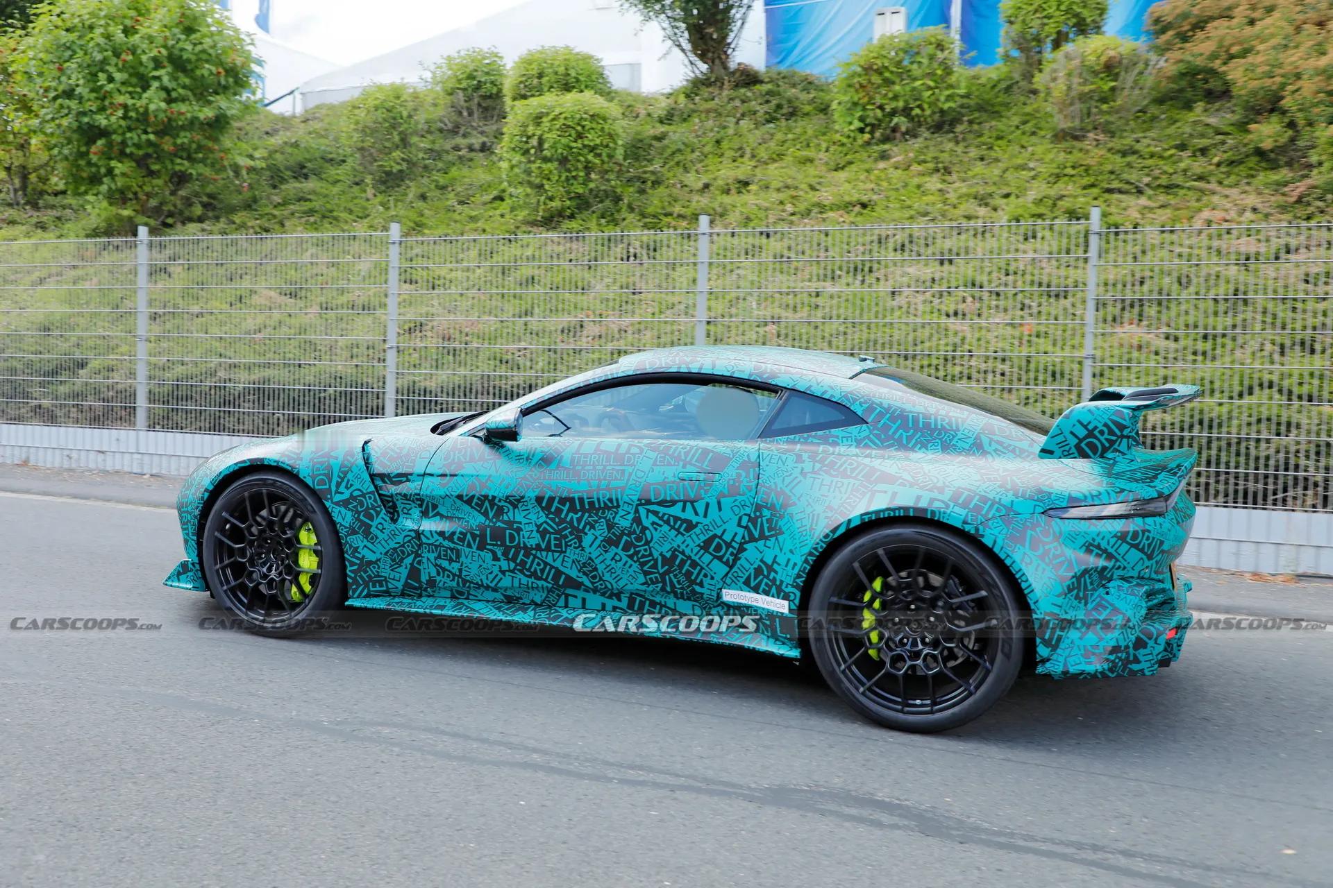阿斯顿·马丁正在测试一款更凶悍的Vantage，可能叫Vantage RS或是A