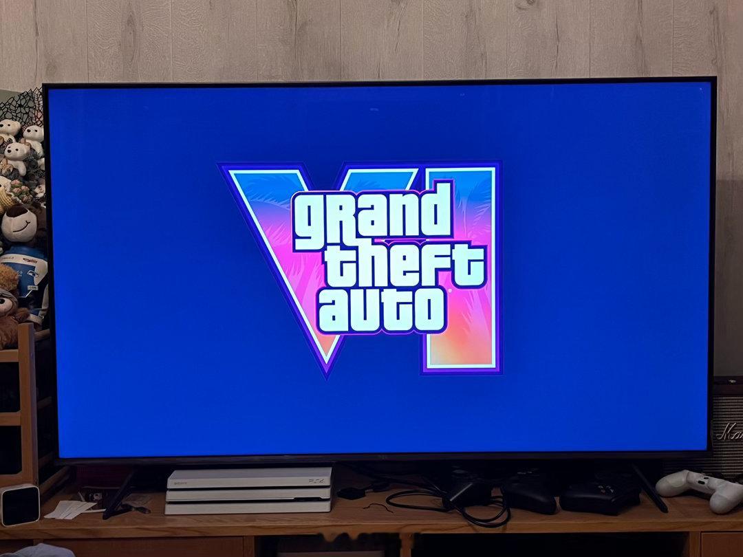 还得是原生4k画质的GTA，还是有好点电视剧坐在客厅沙发上才有感觉，希望两个月后