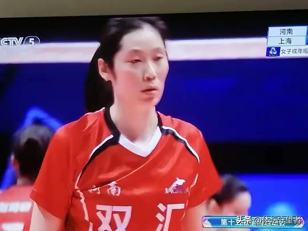 朱婷实力怎么样？可以用现役中国女排实力第一人一点不为过，朱婷是现役女排球员中唯一