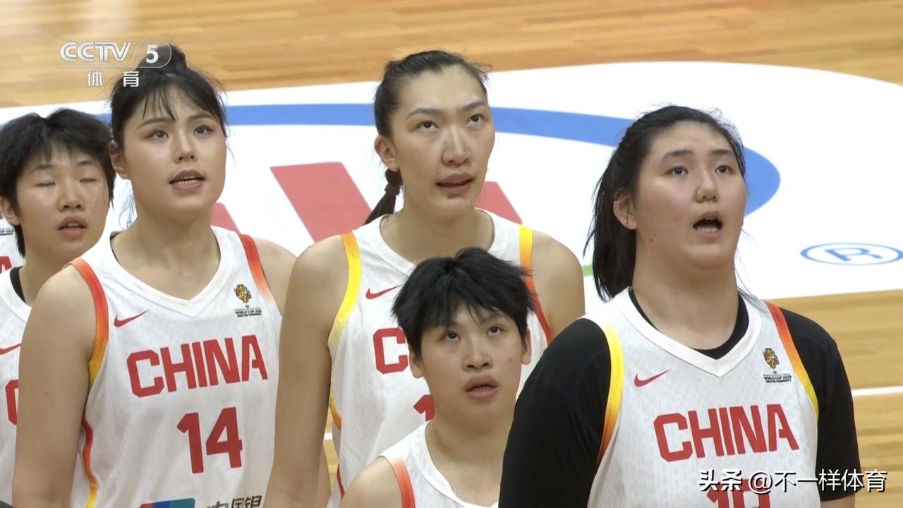 中国女篮世预赛三场比赛第三套首发阵容：韩旭、张曼曼、张茹、杨舒予、罗欣棫


这