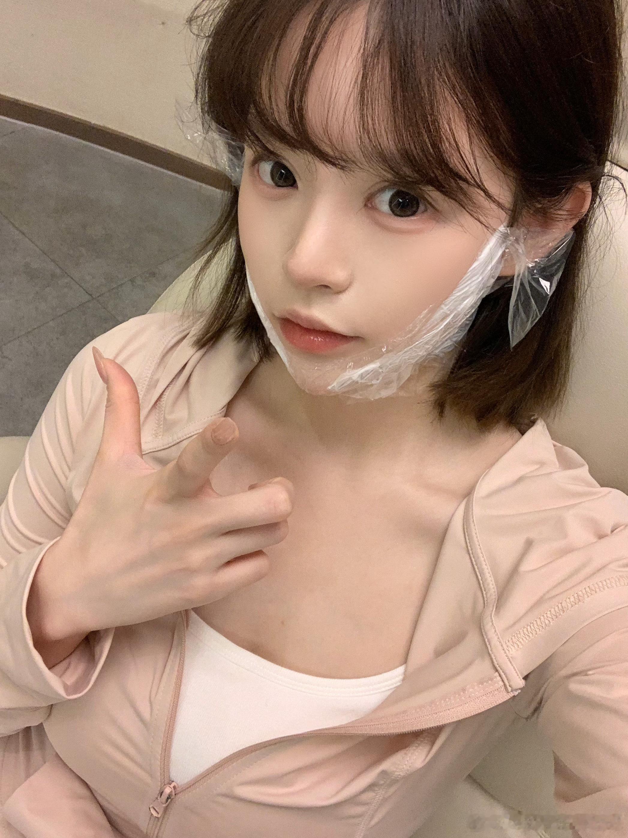 意料之外的挨了几针最近把之前买的套餐都退了，其他的都退完了，就剩个瘦脸的退的话只