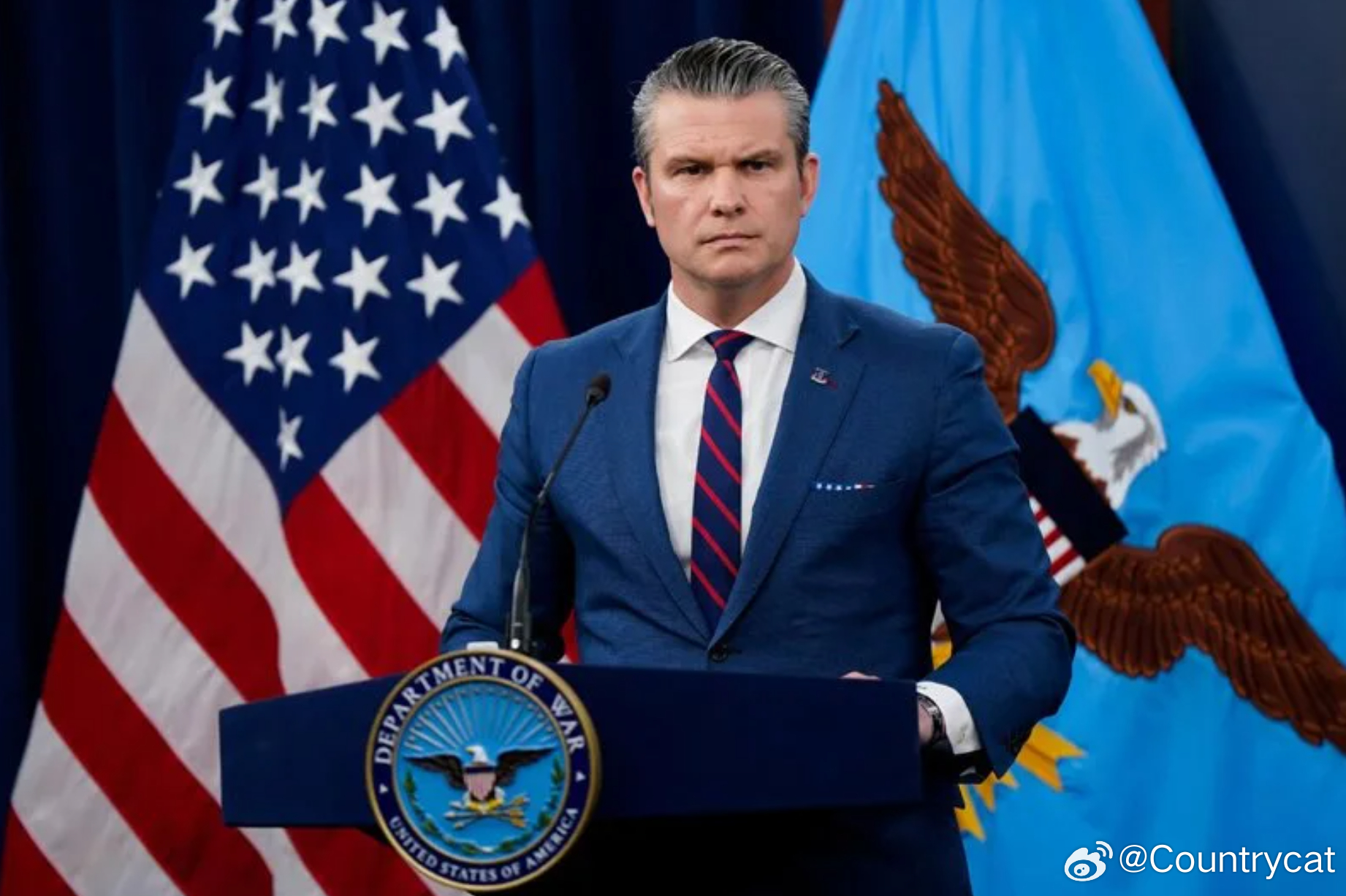 《华盛顿邮报》：因照片“不够好看” 美防长记者会禁止摄影记者入场海外新鲜事 据华