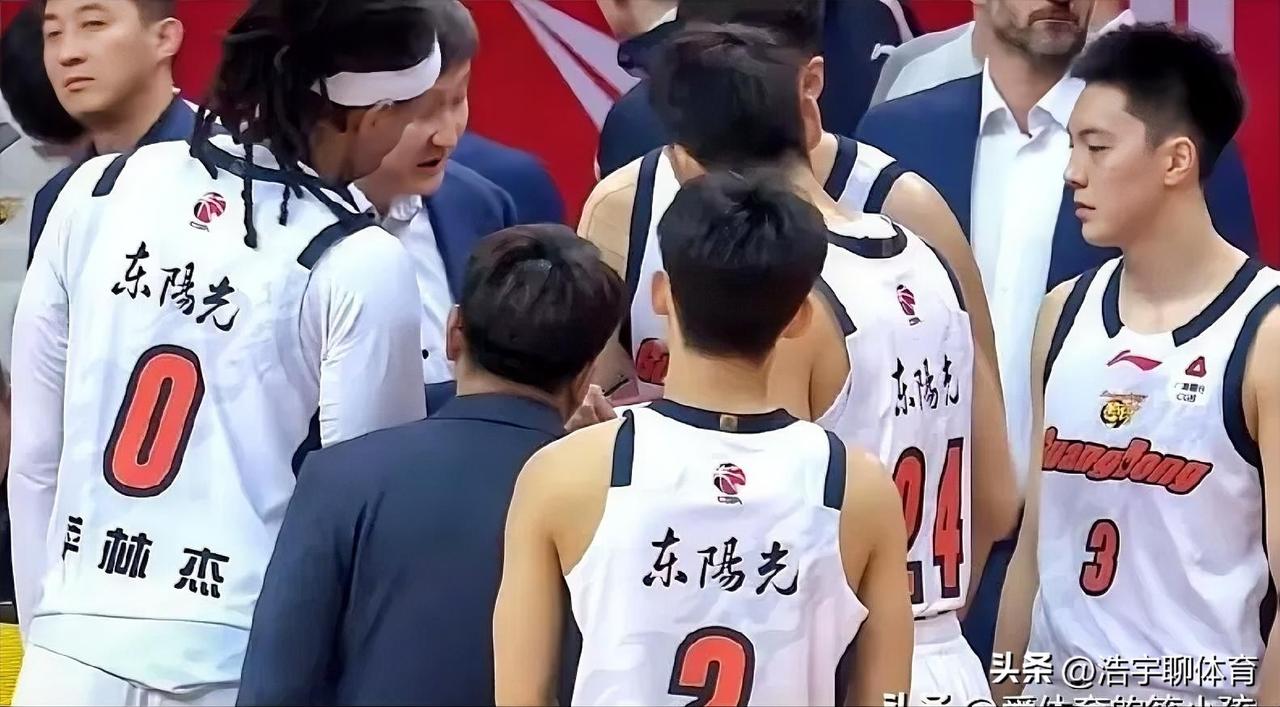 上海主场迎战广东队，看似胜负没有什么悬念，但我预测的结果却与你们不同。
3月23