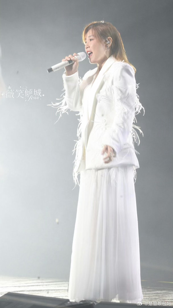 李佳薇Alin对抗路合唱两大铁肺歌手同台对唱，高音对决直接燃爆全场，听觉盛宴太绝