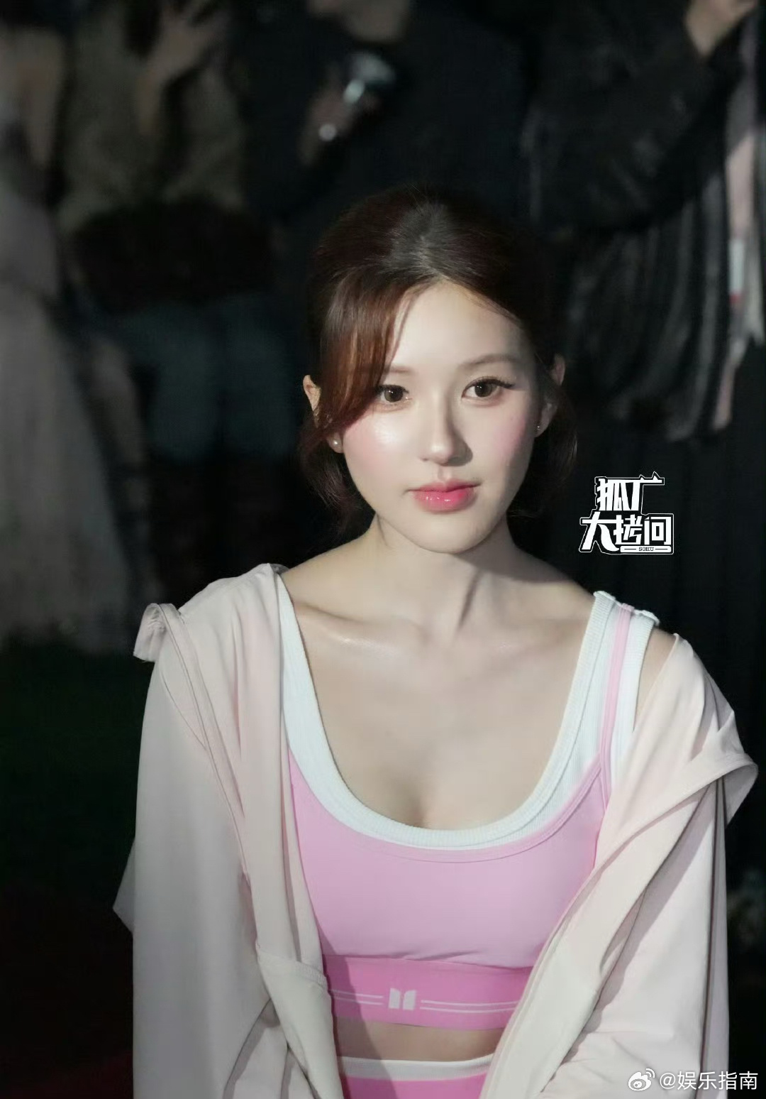 生图界最权威的来啦！赵露思好美萌呀，整个人粉粉嫩嫩