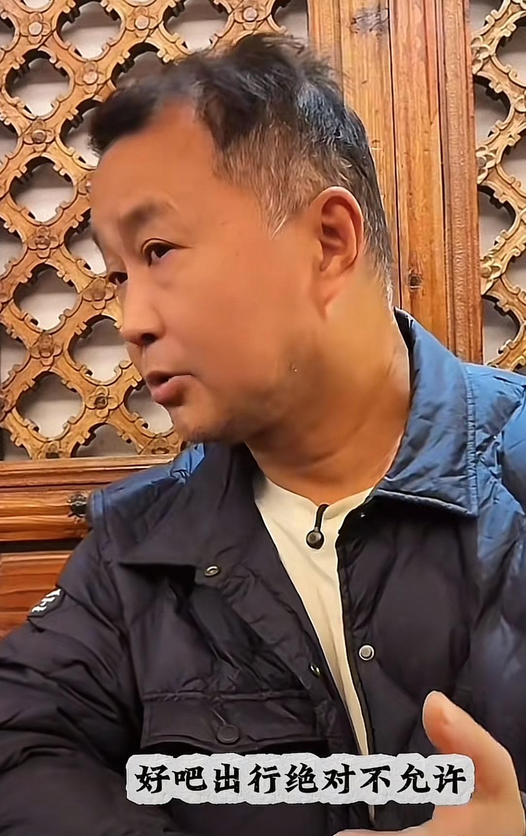 沈巍终于下决心走这一步了，说元旦后回上海肯定要有一个大变化的，主要是两点：以后他