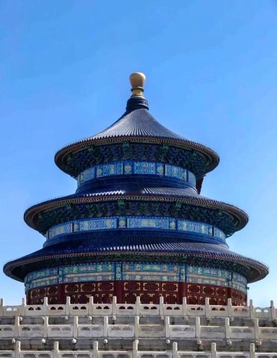 北京迎来五万亿
继上海之后，北京将成为全国第二个5万亿城市，与深圳、广州、香港等