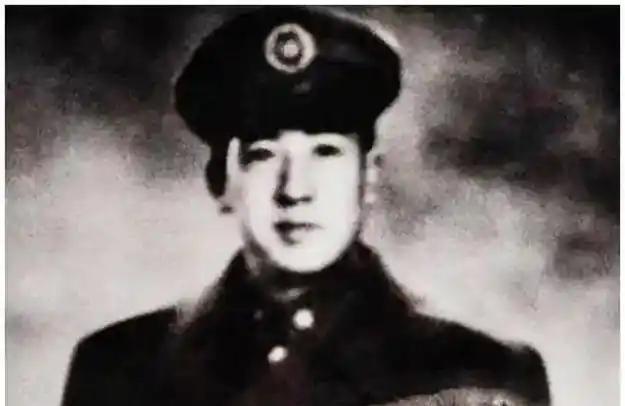 1949年，兰州解放后，一路败逃至长流水附近的马继援对随从副官马得福神情黯淡地说