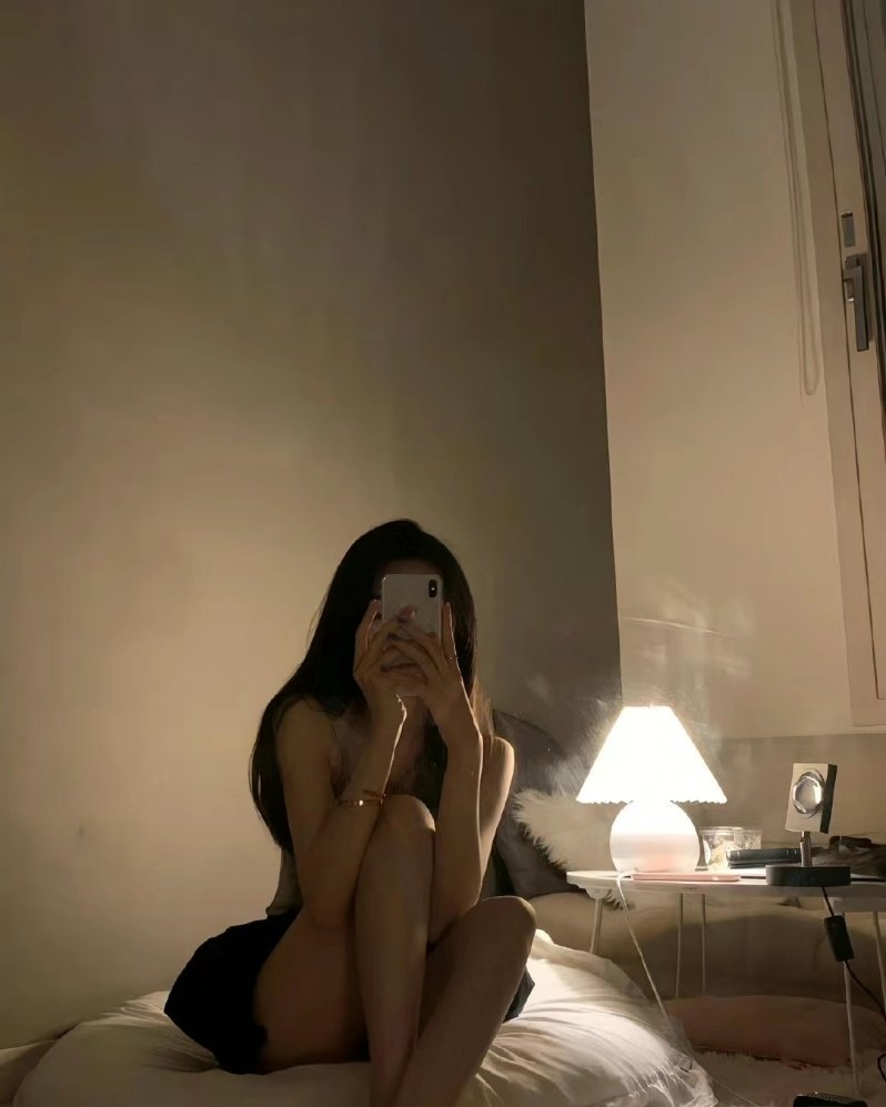 乱想是我爱你最好的证明 不给我乱想的机会是你爱我最好的证明 . ​​​