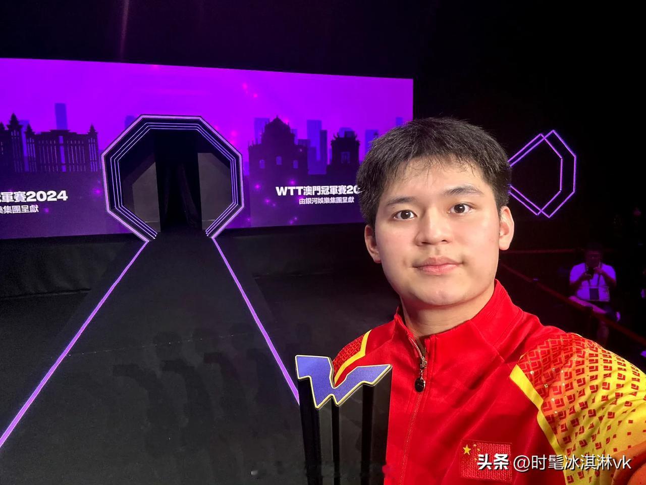 林诗栋会不会是下一个樊振东，现在看来还有一点为时过早[灵光一闪]

第一个体型，