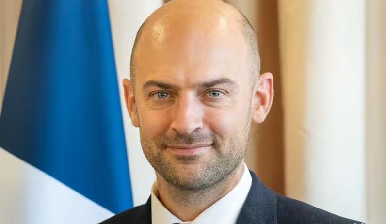 法外长：俄罗斯必须认输，特别军事行动已彻底失败！看着，欧洲人都爱做梦，不仅是泽连