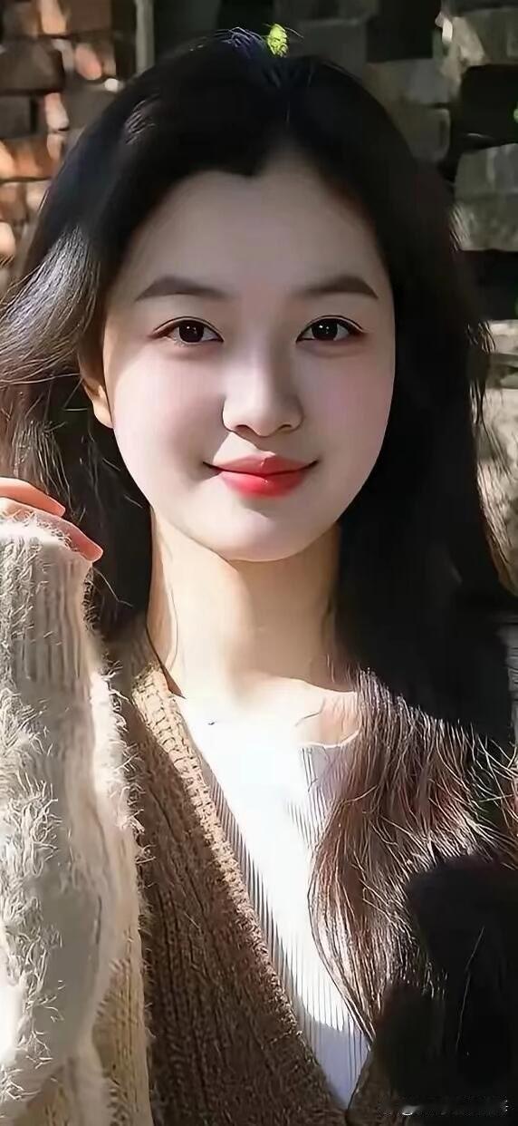 温柔甜美的午后时光，微笑面对每一天！🌞💕