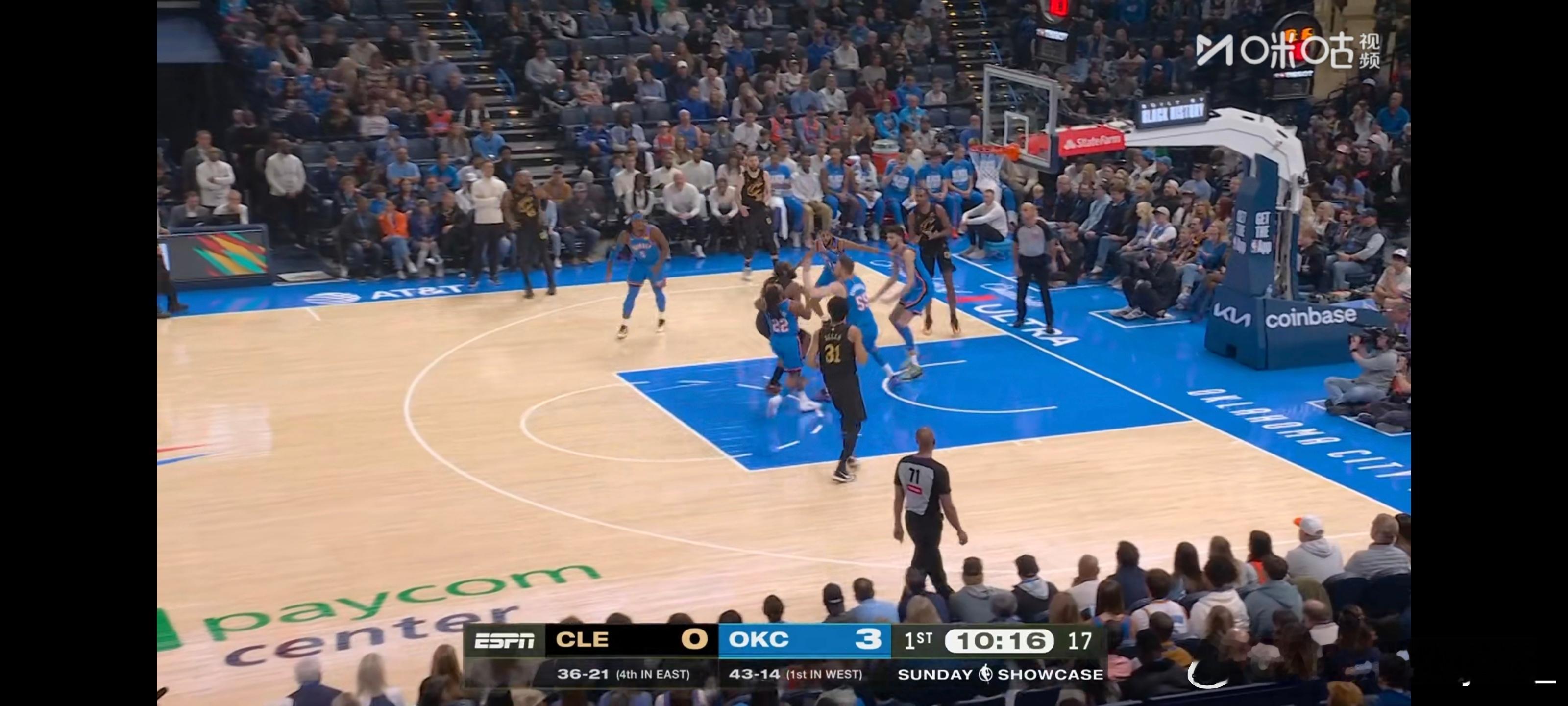 这个三大阵容的进攻空间真的是💩，求求你了阿帅把泰森宝宝拿回首发行不行 梅丽尔宝