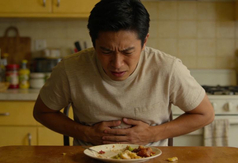 胃不舒服久拖不管，疼痛越来越频繁，小心慢慢发展成胃溃疡

你是否有过这样的经历：