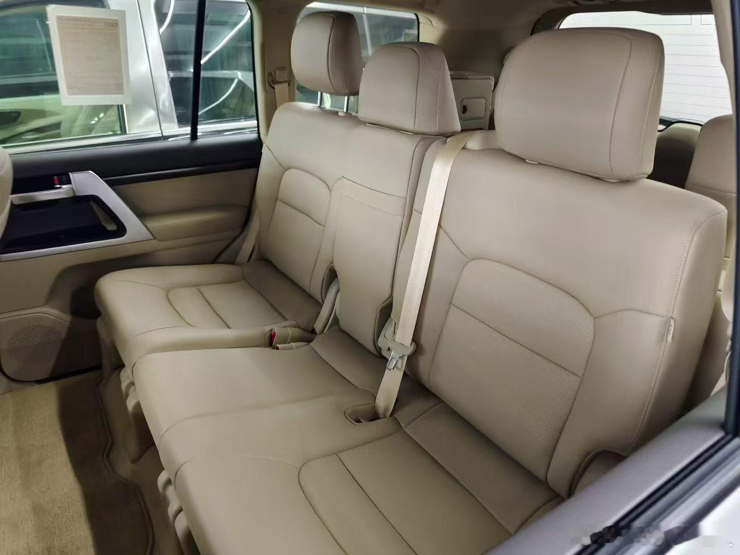 丰田 兰德酷路泽(进口) 2020款 兰德酷路泽 5.7L VX-R  24年仅