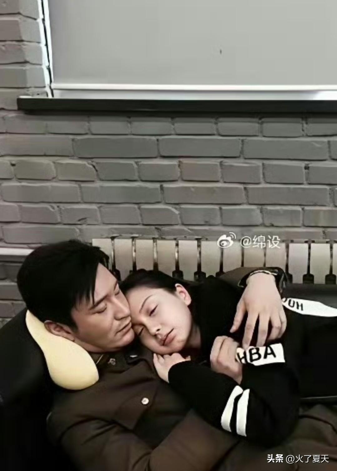 黄晓明以前对baby是生理性喜欢吧，保护欲爆棚​​​​。