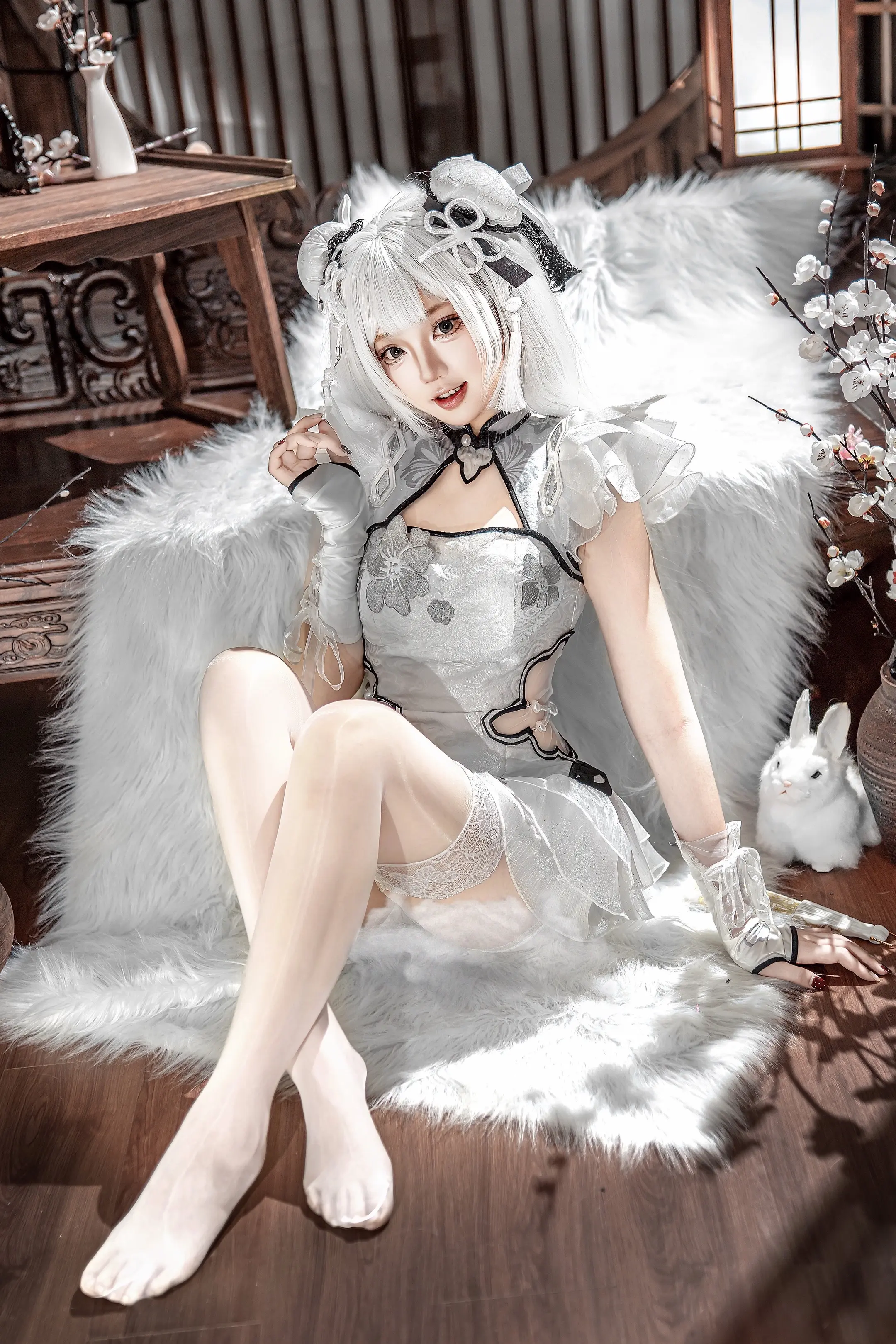 与我共度春日可好。