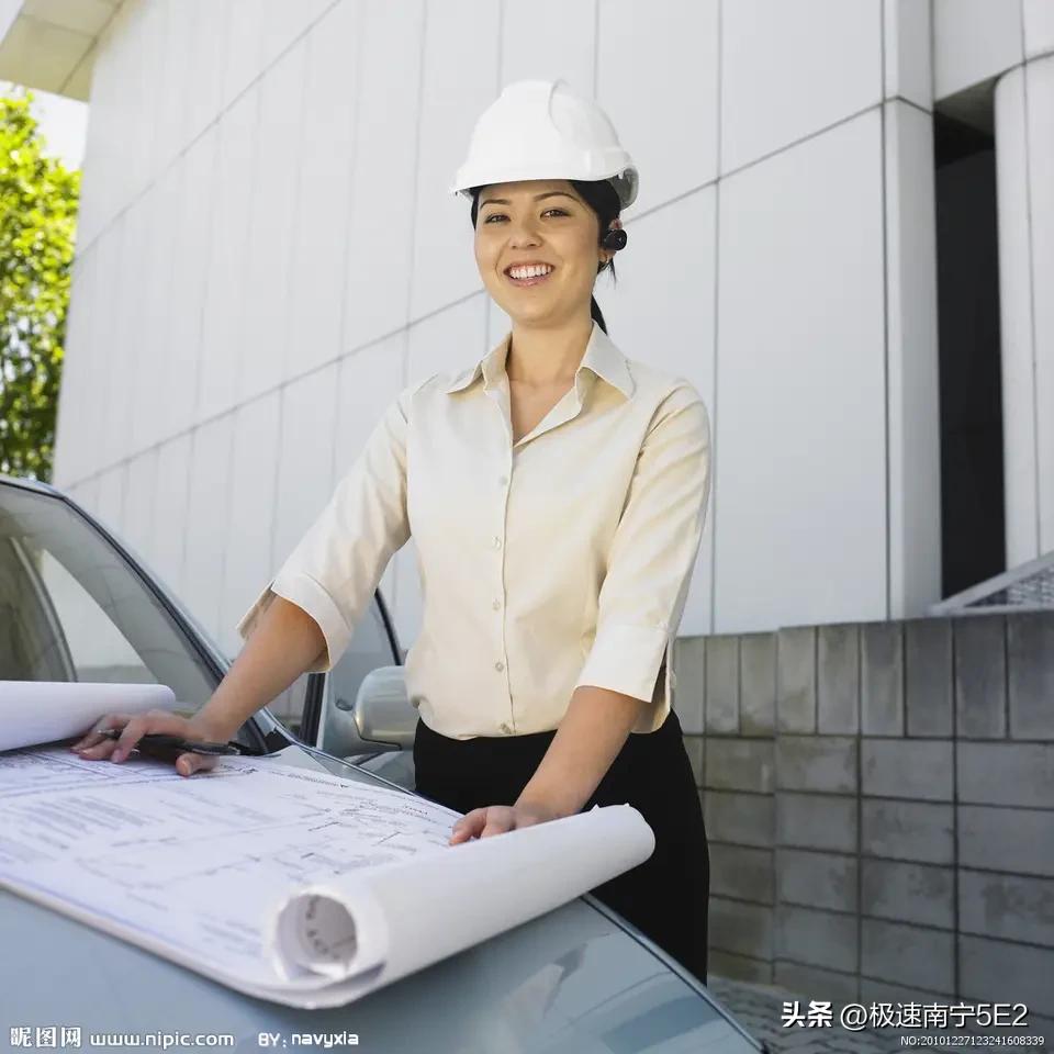 上世纪80年代以前，我们企业只有工程师，没有高级工程师。我还记得我们科室有位女同