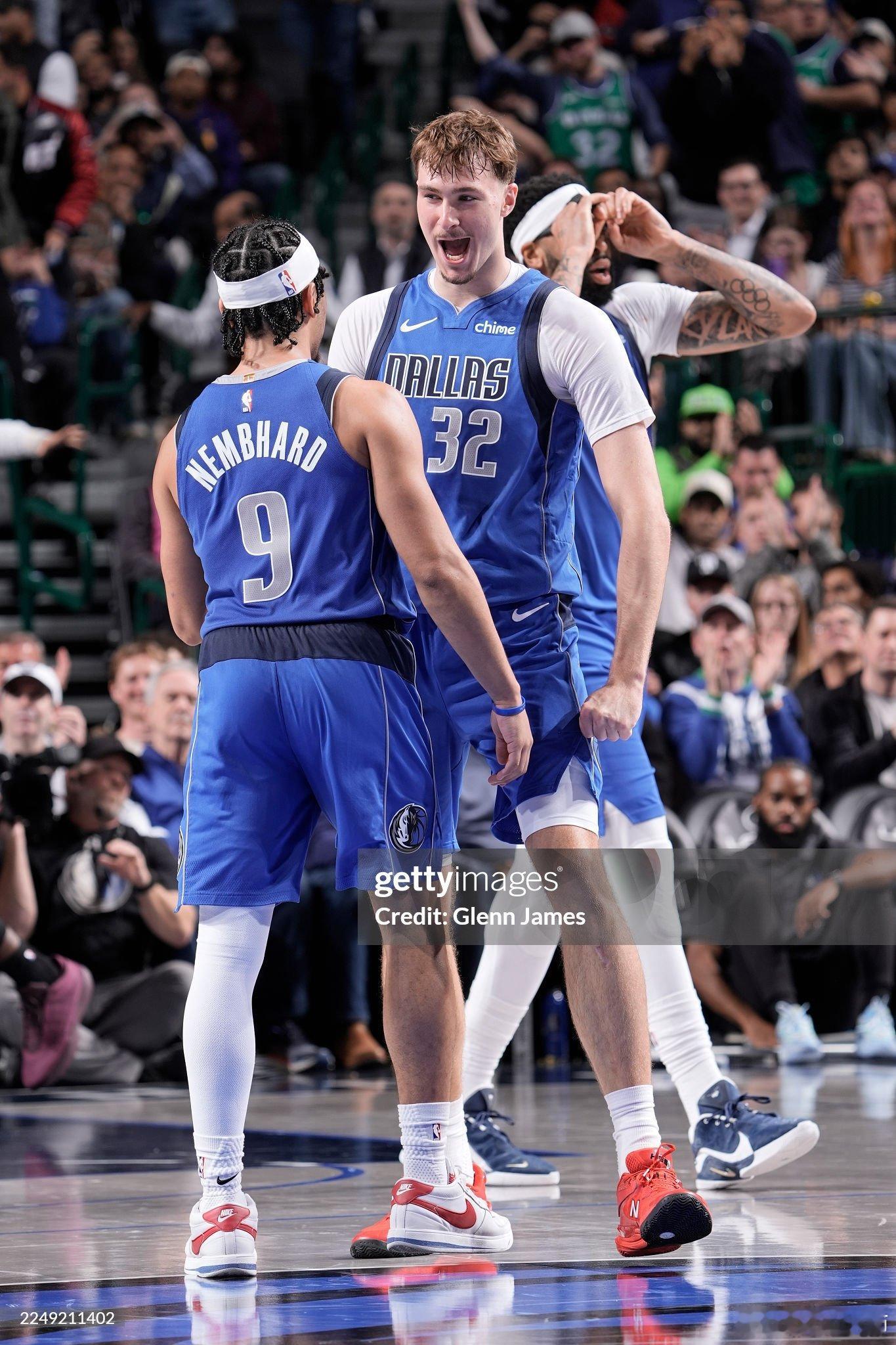 MFFL 2K官方更新了我牛球员的能力值。弗拉格 81（+1）PJ华盛顿 80（