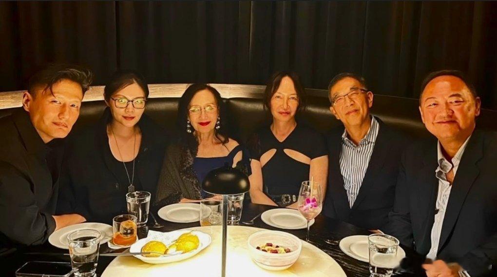 徐冬冬 那是妈妈的钱我俩得奋斗徐冬冬三观好正 一句“是妈妈的，我俩得奋斗”直接戳