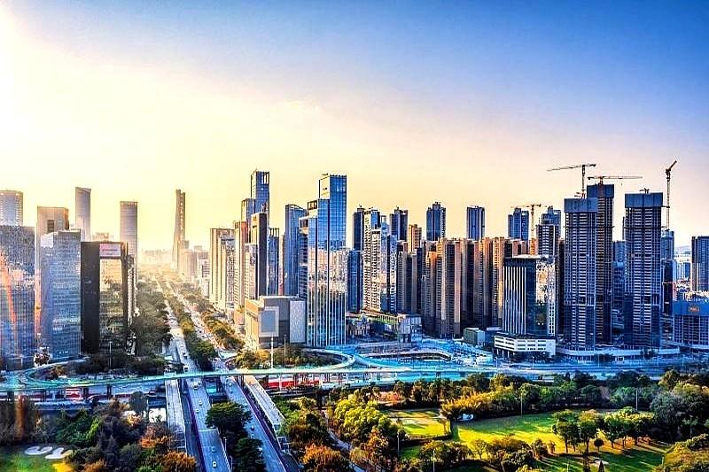 说真的，儿媳对咱好不好，真没必要往心里去、瞎生气。
隔壁张阿姨再也不去念叨儿媳妇