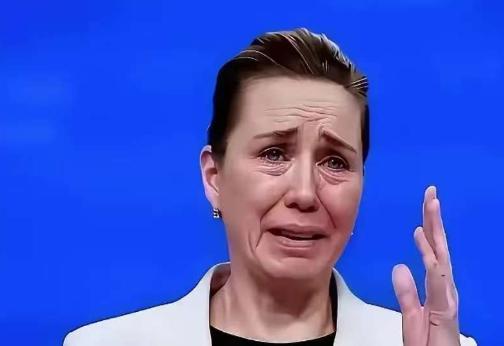 丹麦女首相傻了眼，天天以泪洗面，人算不如天算，一直以来防俄罗斯，视俄罗斯为丹麦最