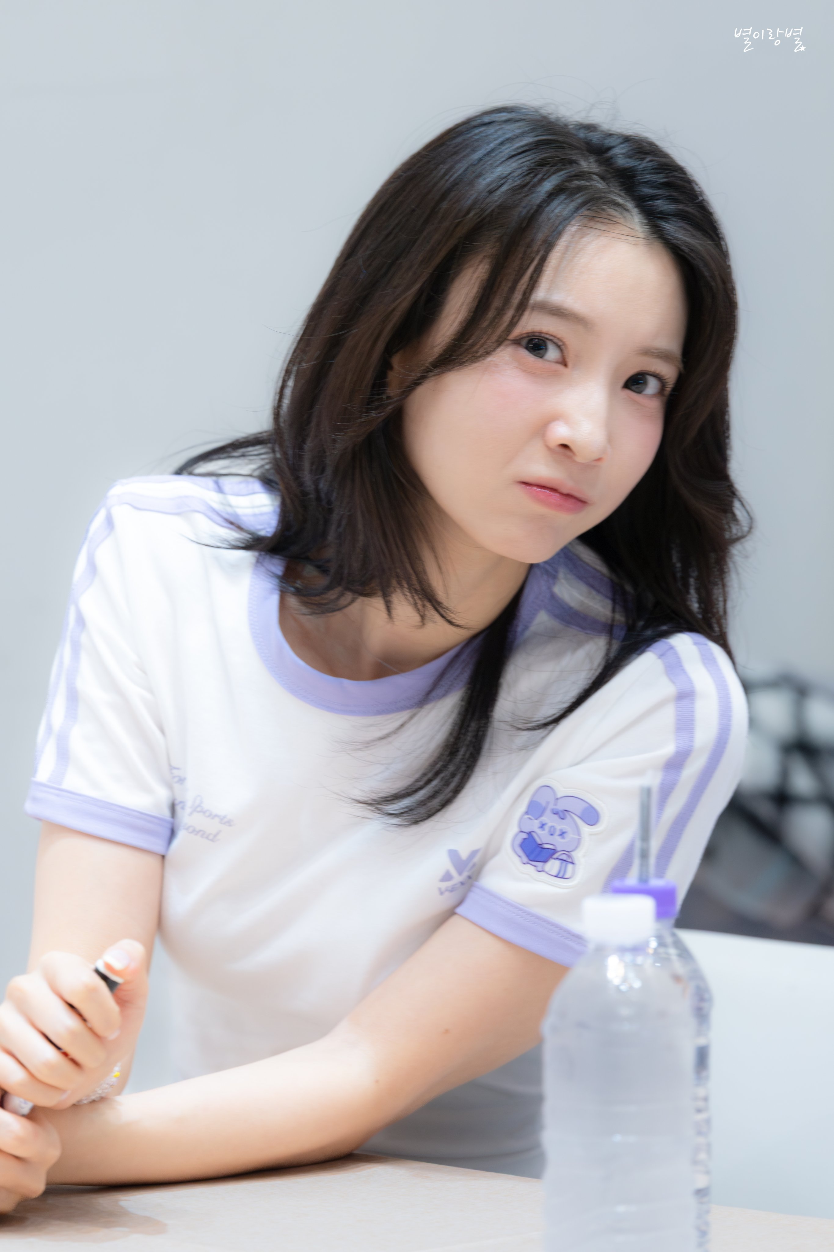 裴有彬🦌裵洧彬260718 OH MY GIRL X MOMOI联名快闪店签名