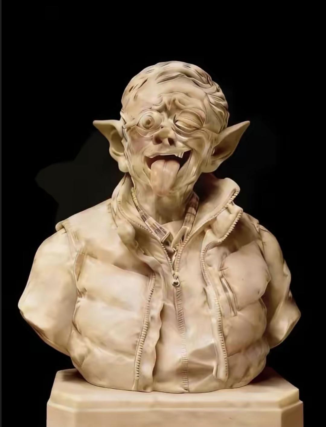 前两天刷到一个泥塑视频，作者叫“慕容家的”，用3D建模加手工捏了一个歪脸老头，眼