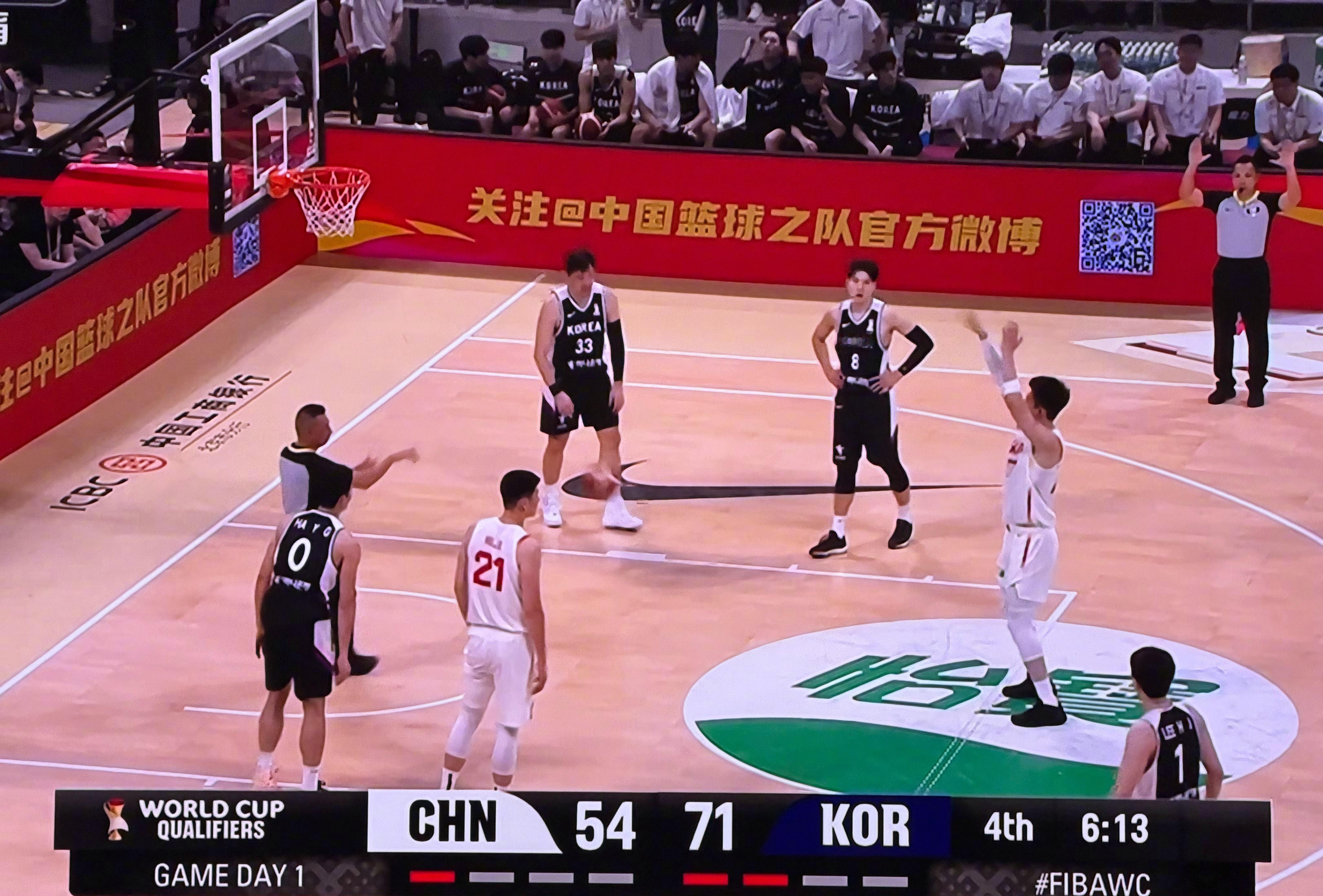 中国男篮vs韩国队热点解读 中国三大球有全面男足化的趋势——患上“恐韩症”。 