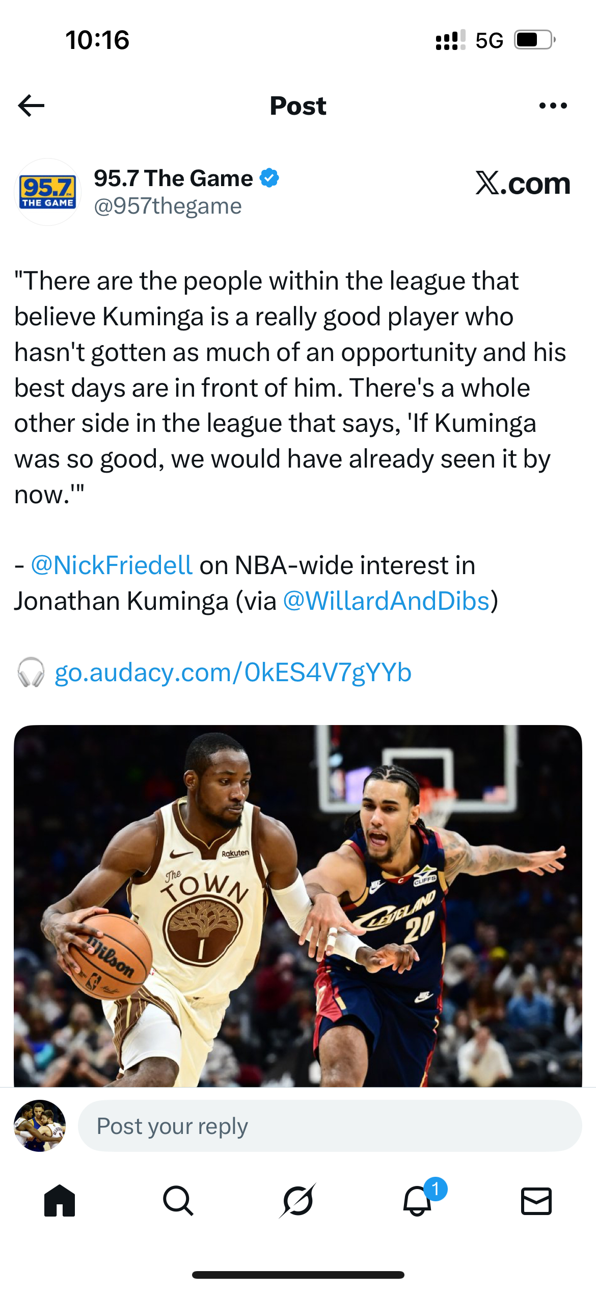 跟队记者Nick在湾区电台上说：“在联盟中，有一部分人相信库明加是一个非常优秀的