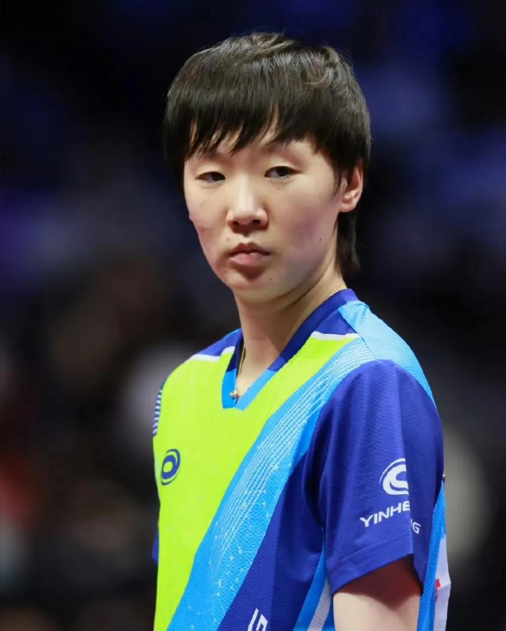 我怀疑王曼昱的粉丝要变了，不是变得不喜欢她了，而是大家喜欢她的理由和以前不一样了