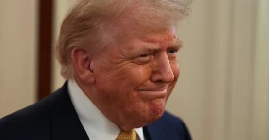 关于台湾问题，美国终于想通了，只剩下一条路可走，那就是袖手旁观！美国专家评估的最