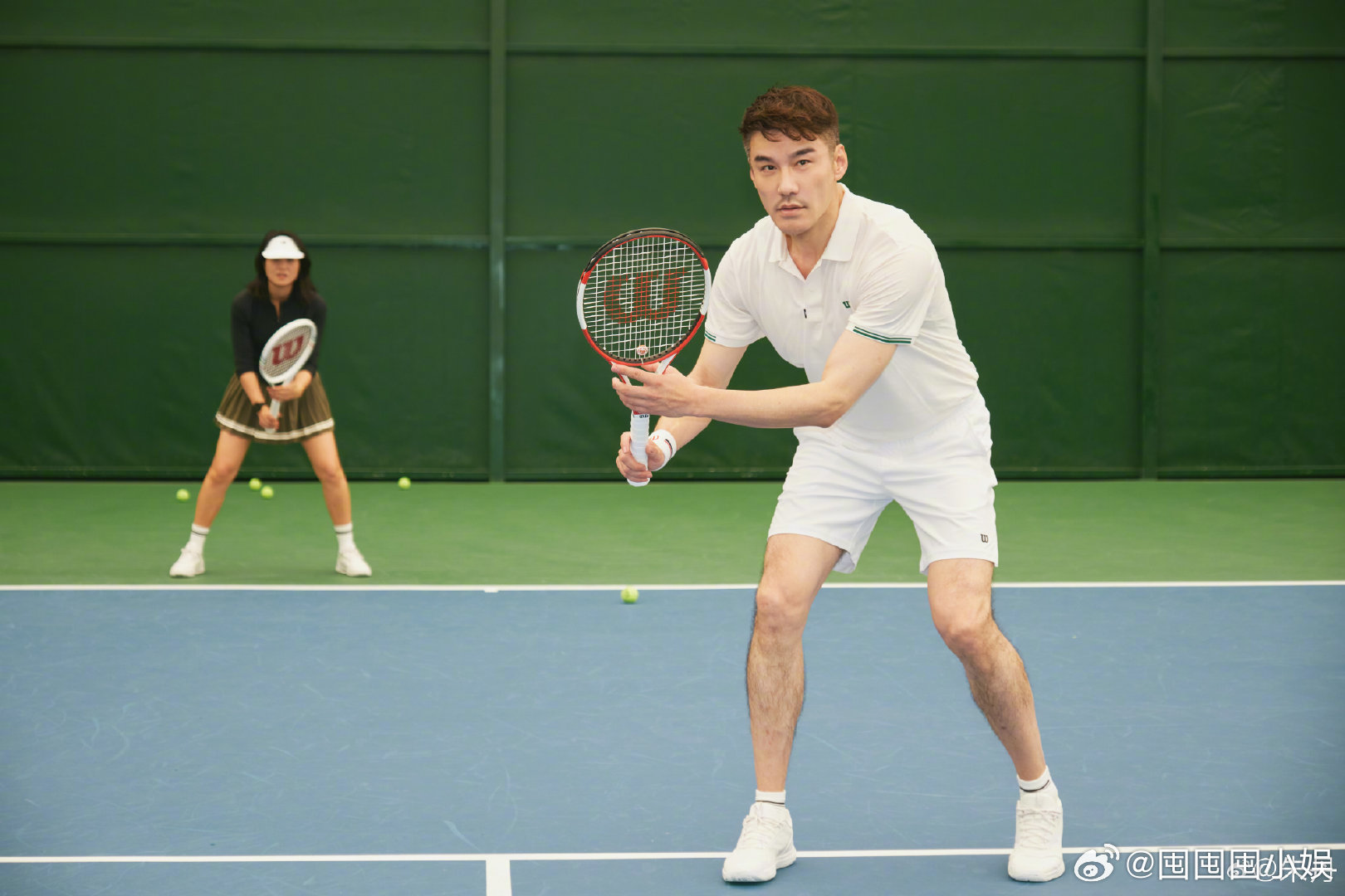 朱丹胡兵打网球胡兵朱丹打网球 胡兵朱丹打网球啦，真的好希望下次能看到朱丹、胡兵和