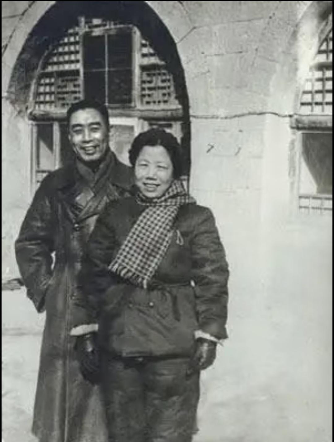 我这一生都是坚定的唯物主义者，唯你，我希望有来生”。