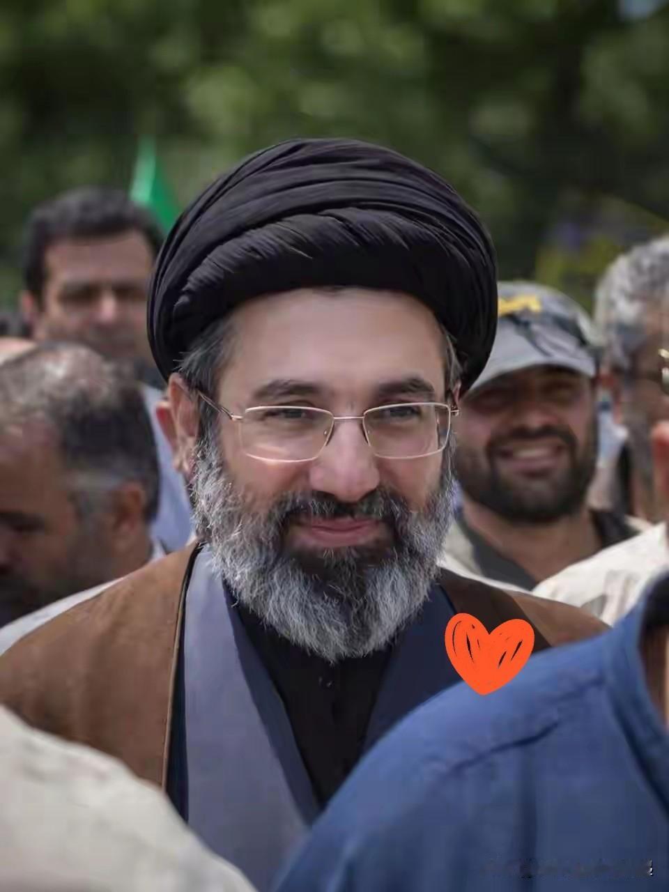 伊朗传来新消息！
2026年4月16日，伊朗最高领袖军事顾问穆赫辛·雷扎伊直接摊