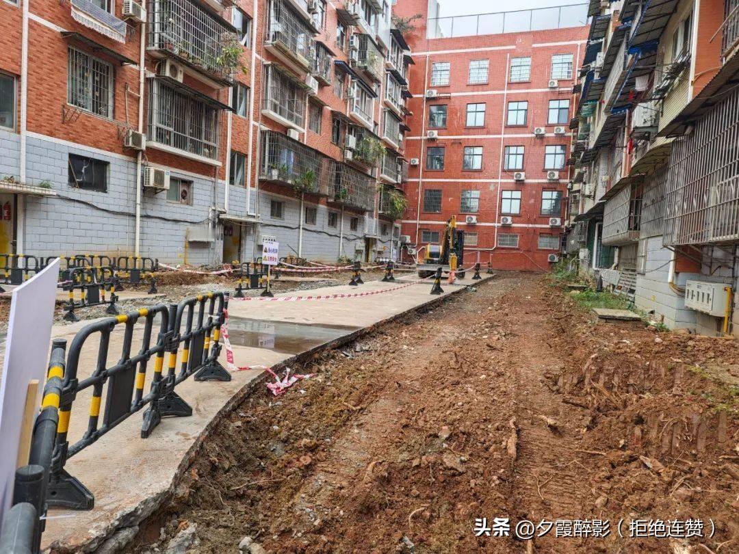南充2026征地拆迁改造最新进展
 
今年全市计划改造老旧小区300个，危旧房8