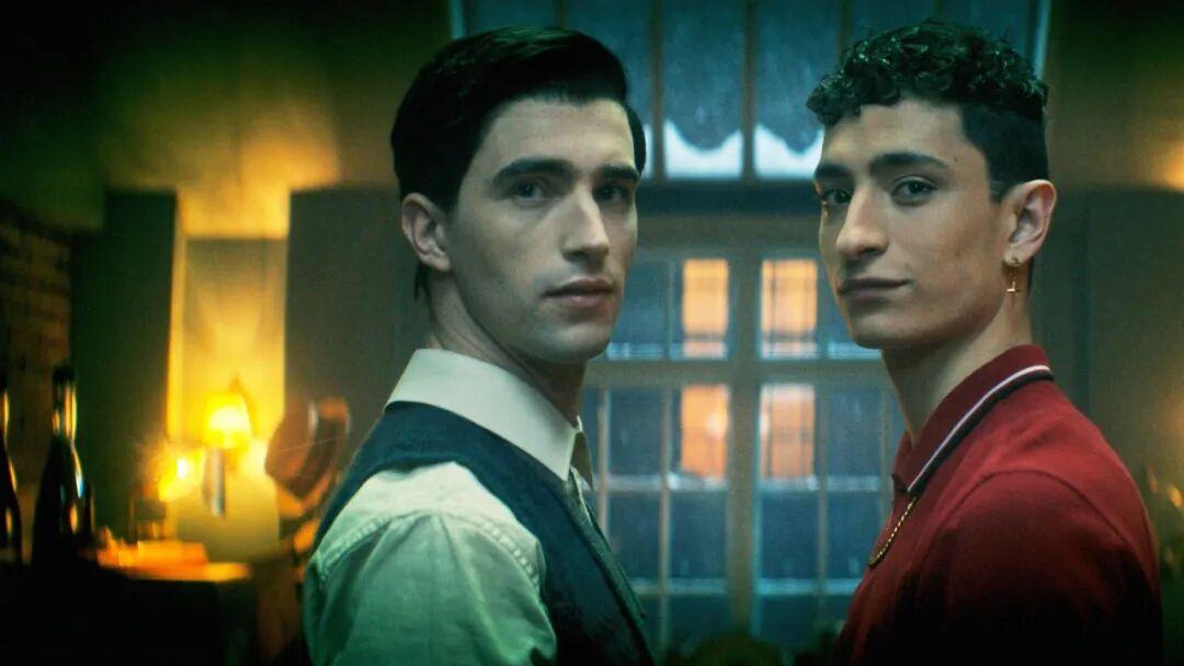 近年来，美剧中聚焦“非直男直女”故事的剧集频遭取消，报告显示，2023-2024