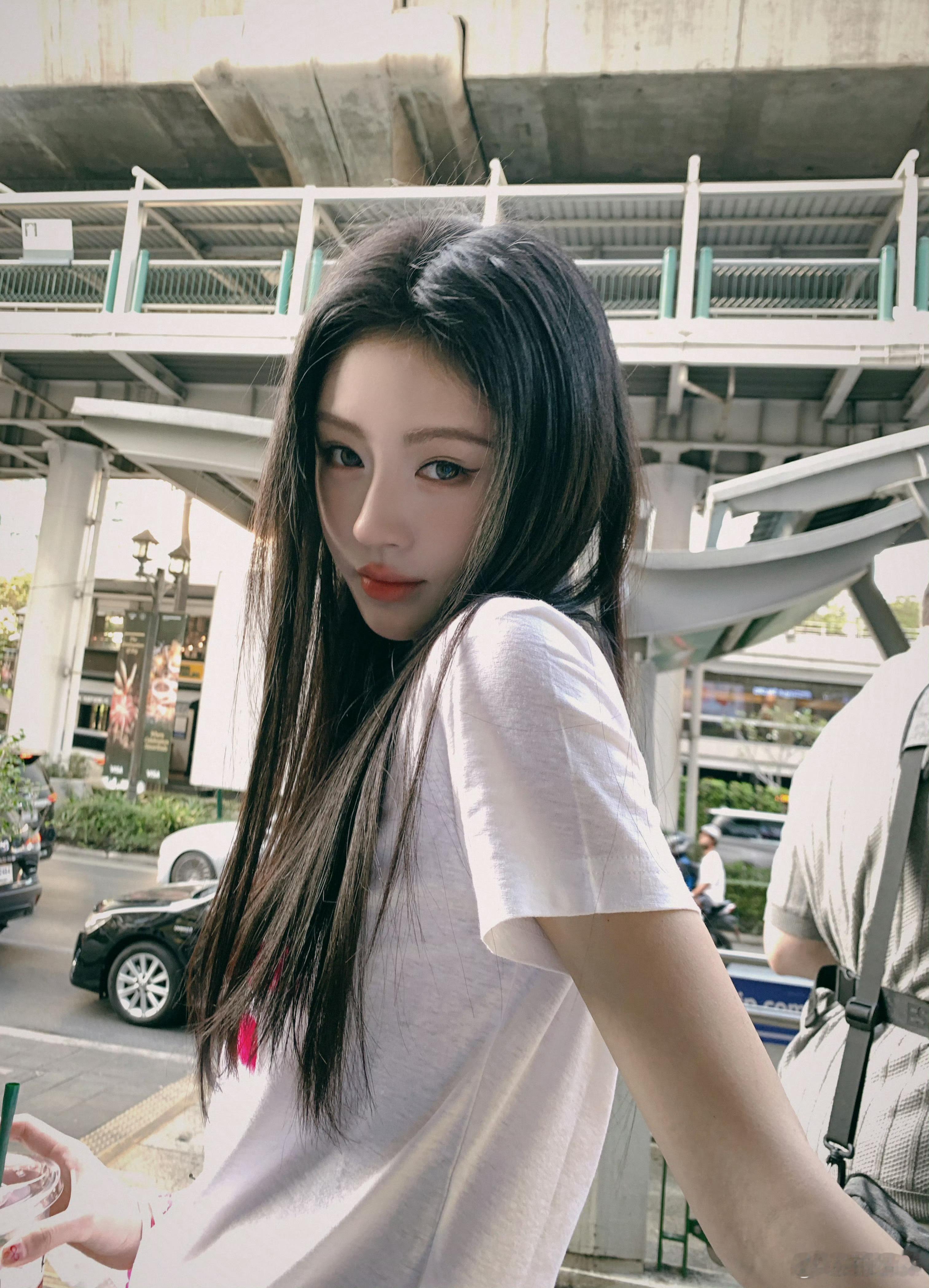 就这么让人心动的一张脸鞠婧祎