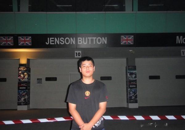 回忆高考完，18岁的故事。#f1[超话]##高考[超话]# ​​​