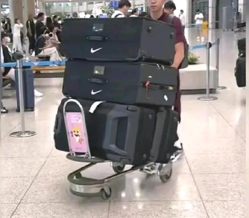 任何事情都得合理消耗体力，不要老是说，体力跟不上，又有时差什么的[笑哭][笑哭]