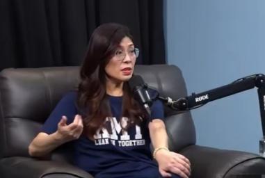 馆长问郑丽文 “统一是不是国民党永远的痛”，这问题可真是直戳要害，话里藏着多少两