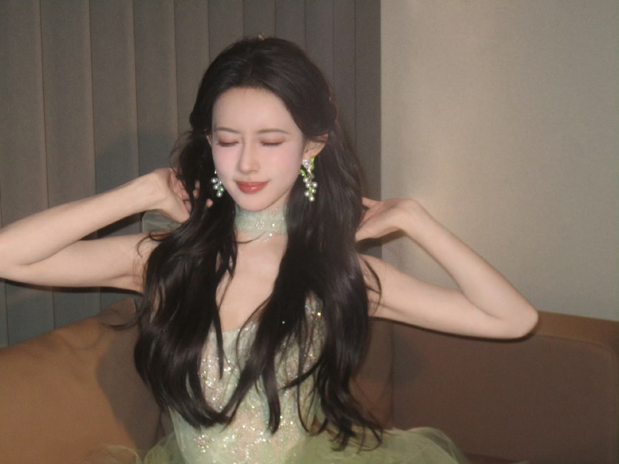 孟子义四月行程图 孟子义四月行程图来啦～～品牌活动、广告拍摄、代言活动、综艺录制