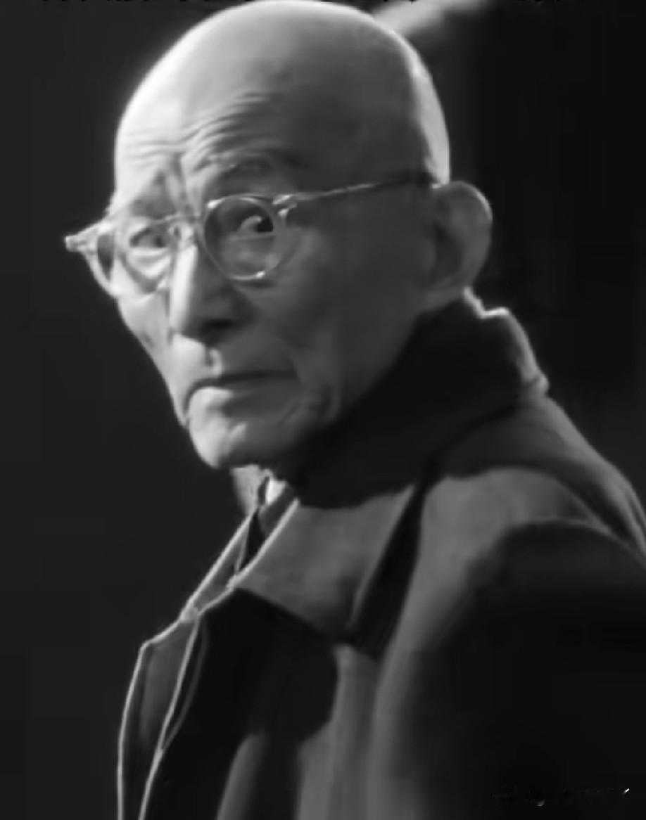 93岁的游本昌老爷子安详离世，生前最后一句话“我很舒服”，无病无痛睡梦中离去，老