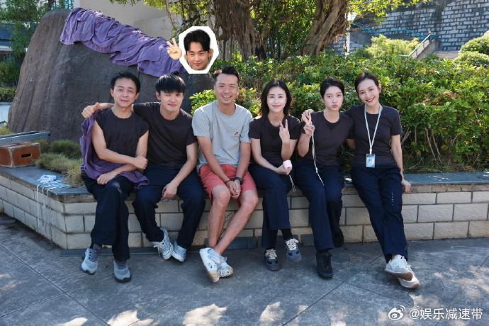 入殓师题材拍出了松弛感 《此处通往繁星》太懂怎么打动人心！本以为入殓师题材满是压