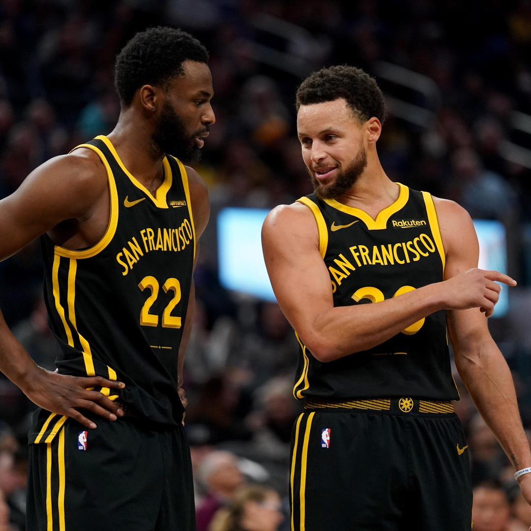 本场比赛库里仅1次罚球，当被记者问到库里要怎么做才能得到更多应有的罚球时，维金斯