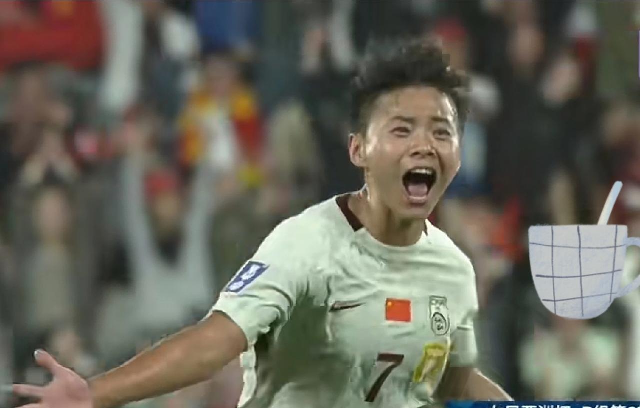 王霜小伙不错！
3月9日，中国女足在亚洲杯小组赛对阵朝鲜女足时，王霜在补时阶段打
