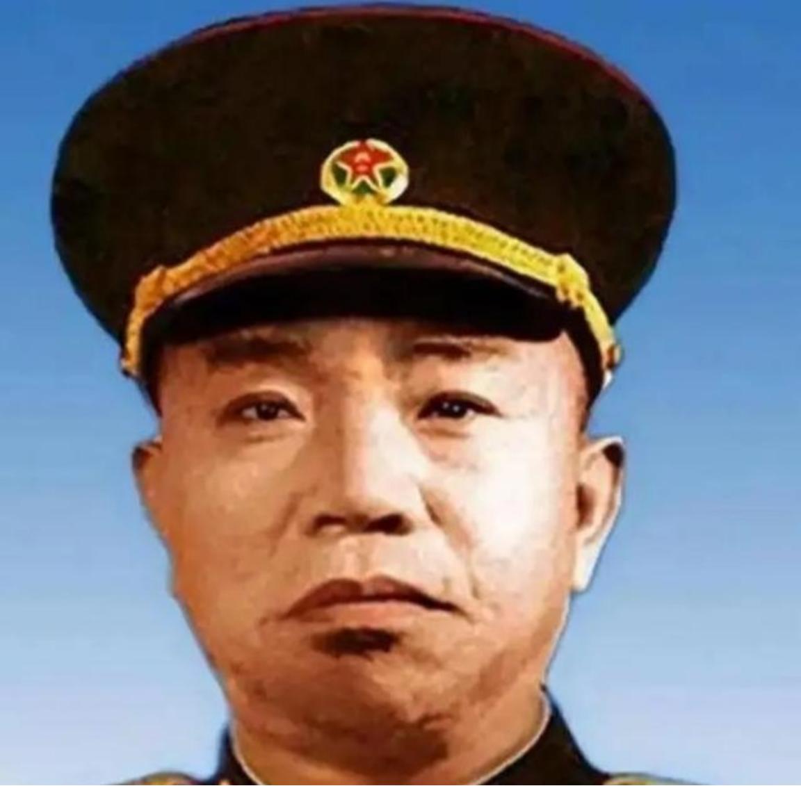 1968年，大将王树声在食堂排队打饭，一个年轻干部一下打了5份饭菜。王树声上前询