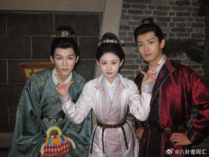 赵晴发文告别唐宫奇案赵晴长文告别五仁赵晴发长文告别《唐宫奇案》五仁！江湖再见！ 